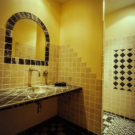 Frühstückspension Le Chateau De Sorgues Cornus