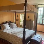 Le Chateau De Sorgues 3*