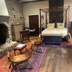 Frühstückspension Le Chateau De Sorgues
