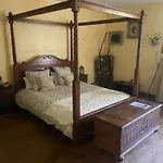 Le Chateau De Sorgues 3*
