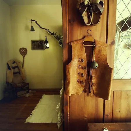 Le Chateau De Sorgues Bed & Breakfast *