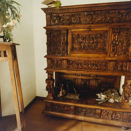 Le Chateau De Sorgues Bed & Breakfast Cornus