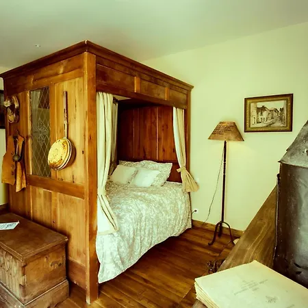 Bed & Breakfast Le Chateau De Sorgues Cornus