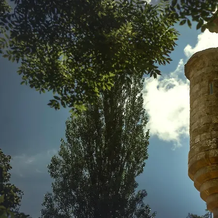 Le Chateau De Sorgues *