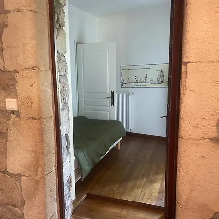 Bed & Breakfast Le Chateau De Sorgues