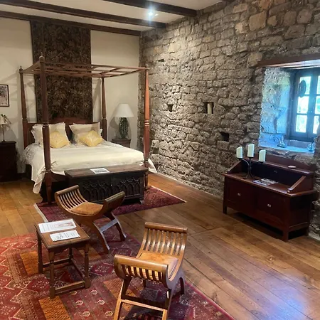 Le Chateau De Sorgues Cornus