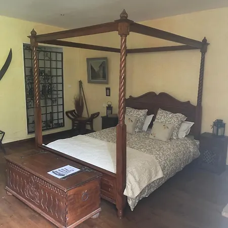 Le Chateau De Sorgues 3*