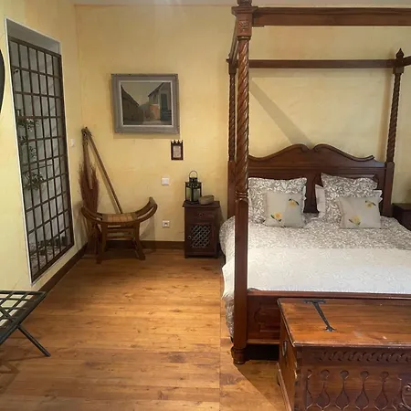 Le Chateau De Sorgues