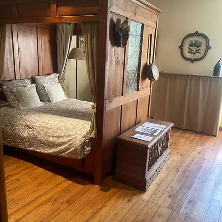 Le Chateau De Sorgues 3*