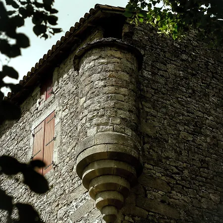 Le Château De Sorgues Cornus