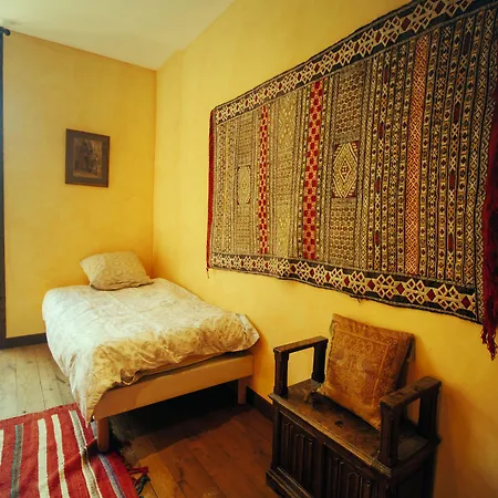 Le Chateau De Sorgues 3* Cornus