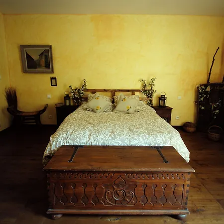 Le Chateau De Sorgues 3*