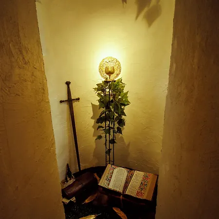 Le Chateau De Sorgues Cornus