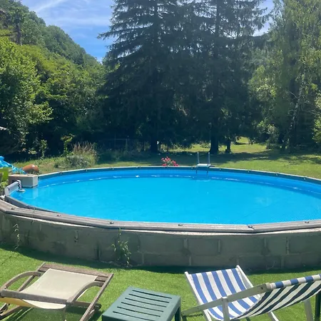 Bed & Breakfast Le Chateau De Sorgues
