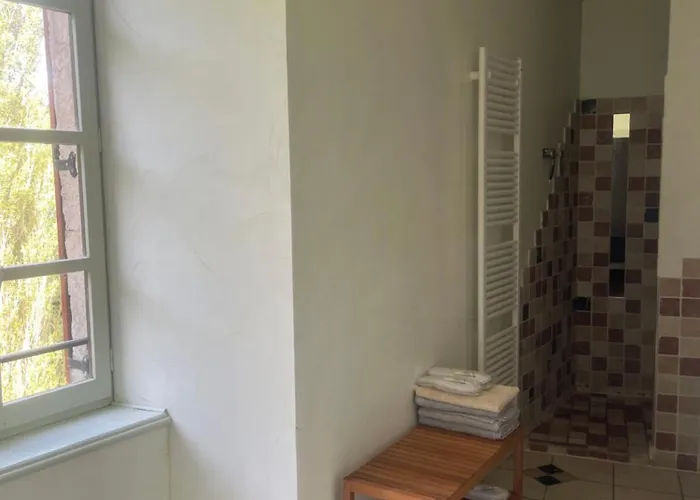 Le Chateau De Sorgues Cornus