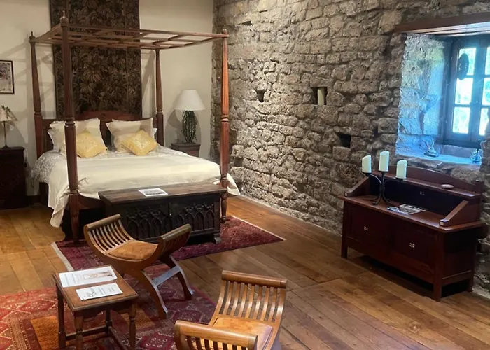 Le Chateau De Sorgues Cornus