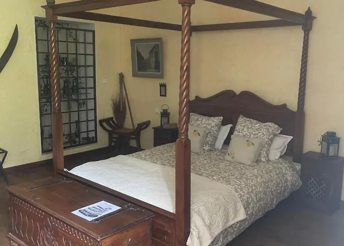 Le Chateau De Sorgues 3*