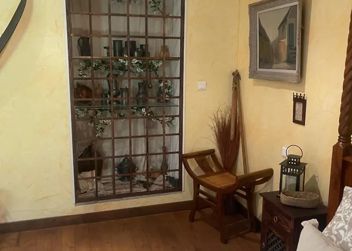 Bed & Breakfast Le Chateau De Sorgues Cornus