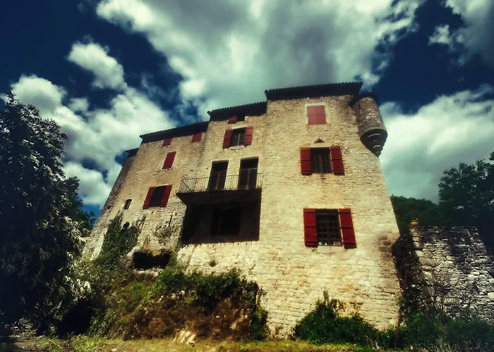 Bed & Breakfast Le Chateau De Sorgues Cornus