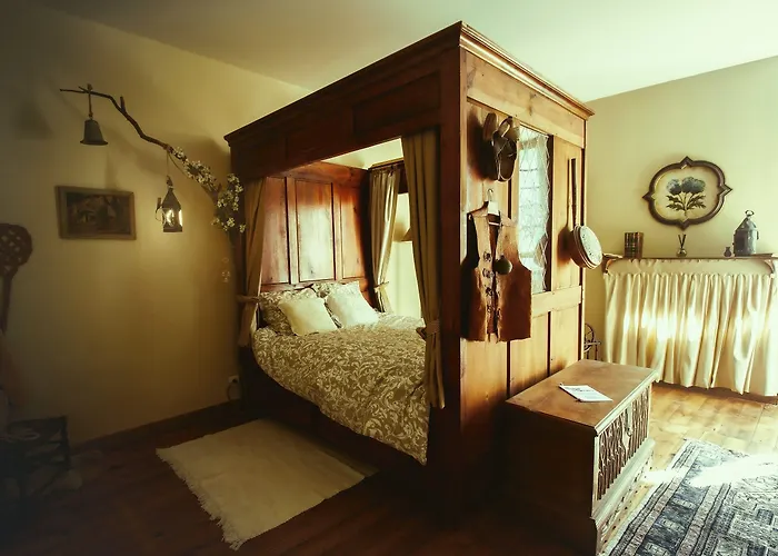 Le Chateau De Sorgues 3* Cornus