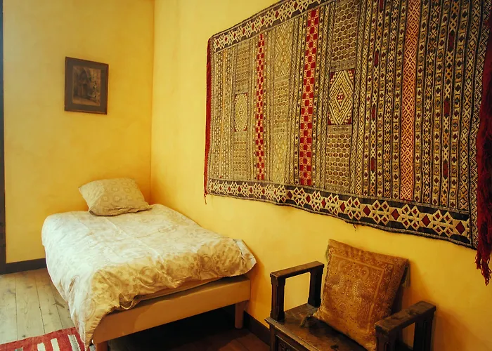 Le Chateau De Sorgues 3* Cornus